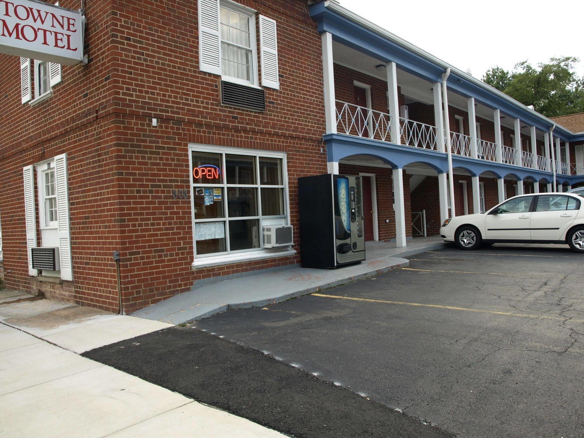Towne Motel Alexandria Luaran gambar